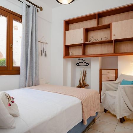 Small Apartment In Grotta Naxos Naxos City Exterior photo