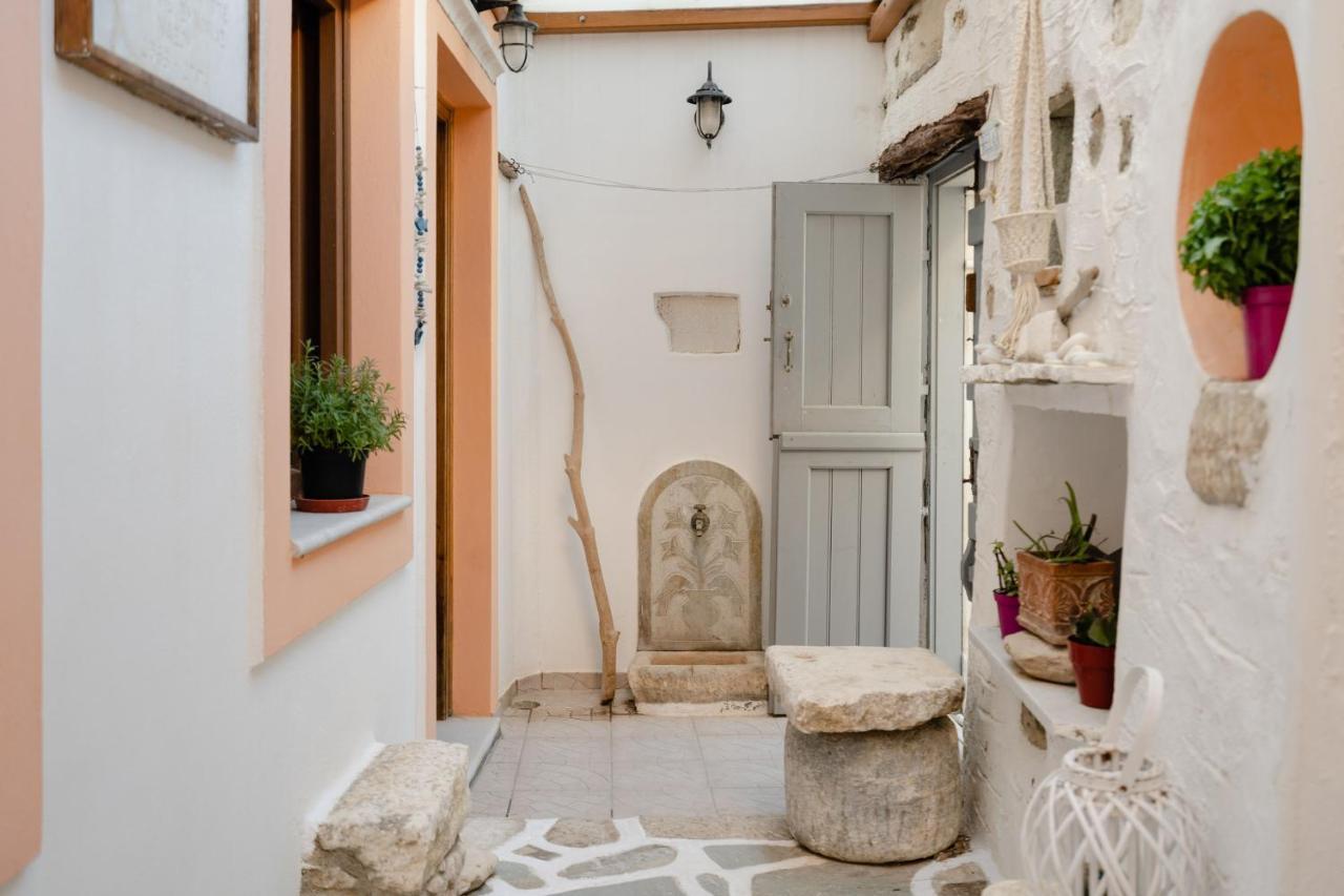 Small Apartment In Grotta Naxos Naxos City Exterior photo